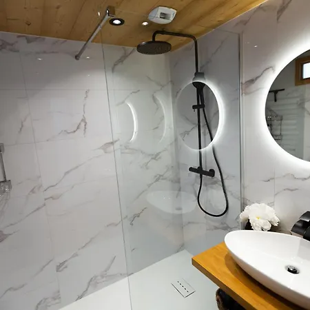 Apartment Duplex Cosy Au Pied Des Pistes & Vue Montagne Menuires-location